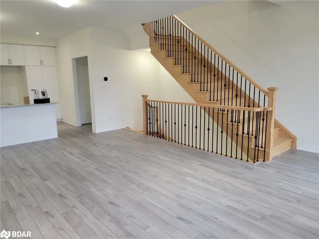 142 Turnberry Lane
