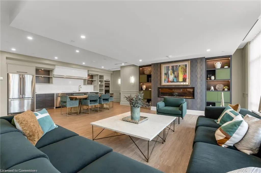 460 Dundas Street E, #703