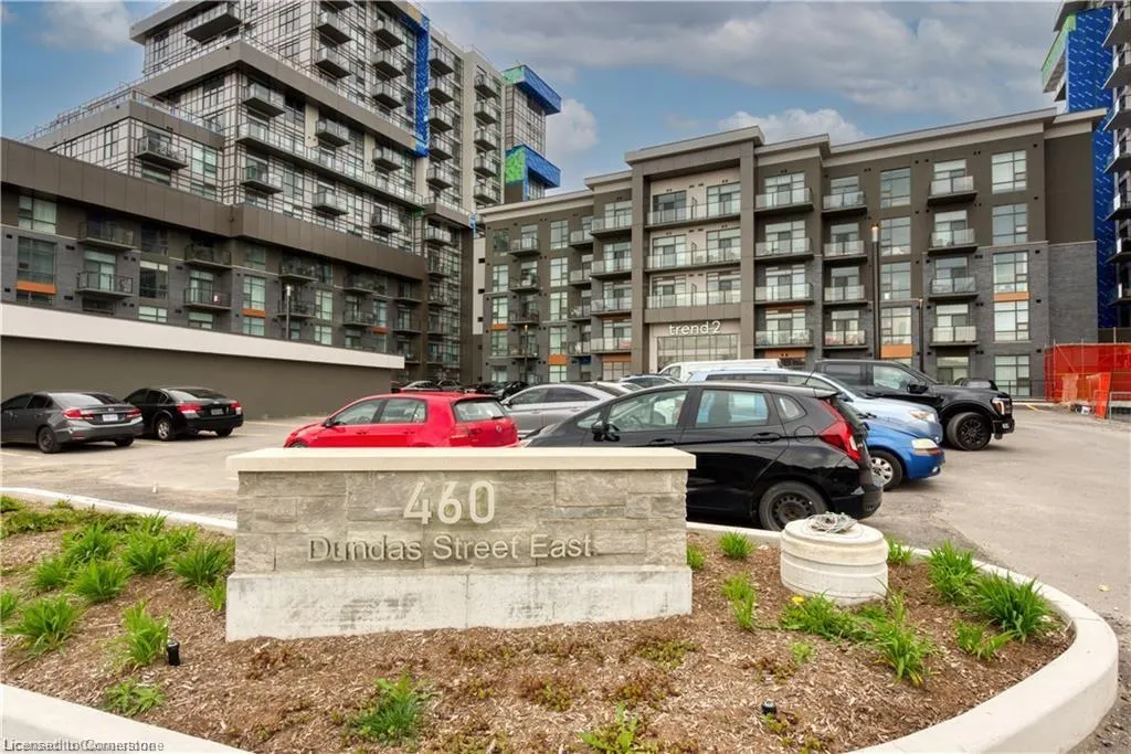 460 Dundas Street E, #703