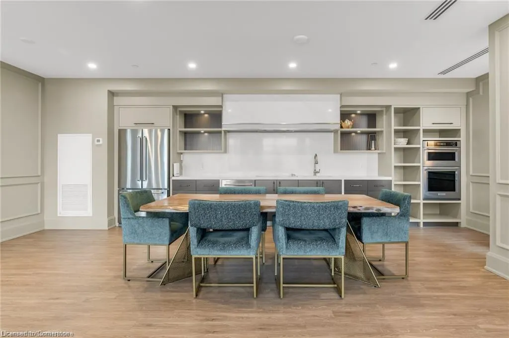 460 Dundas Street E, #703