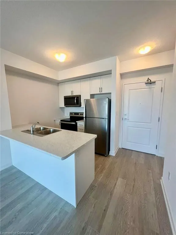 460 Dundas Street E, #703