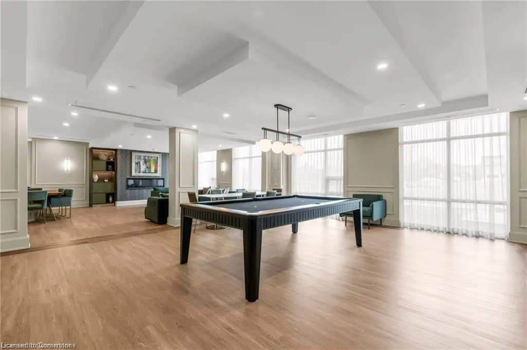 460 Dundas Street E, #703