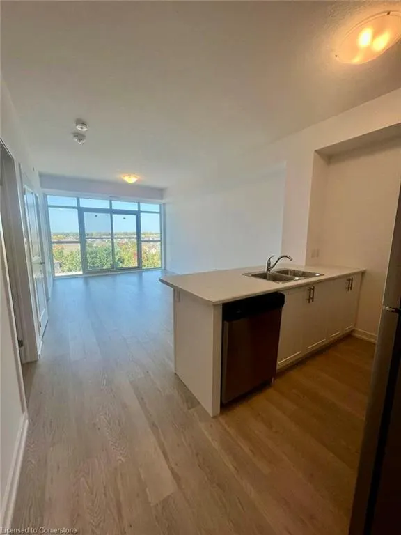 460 Dundas Street E, #703