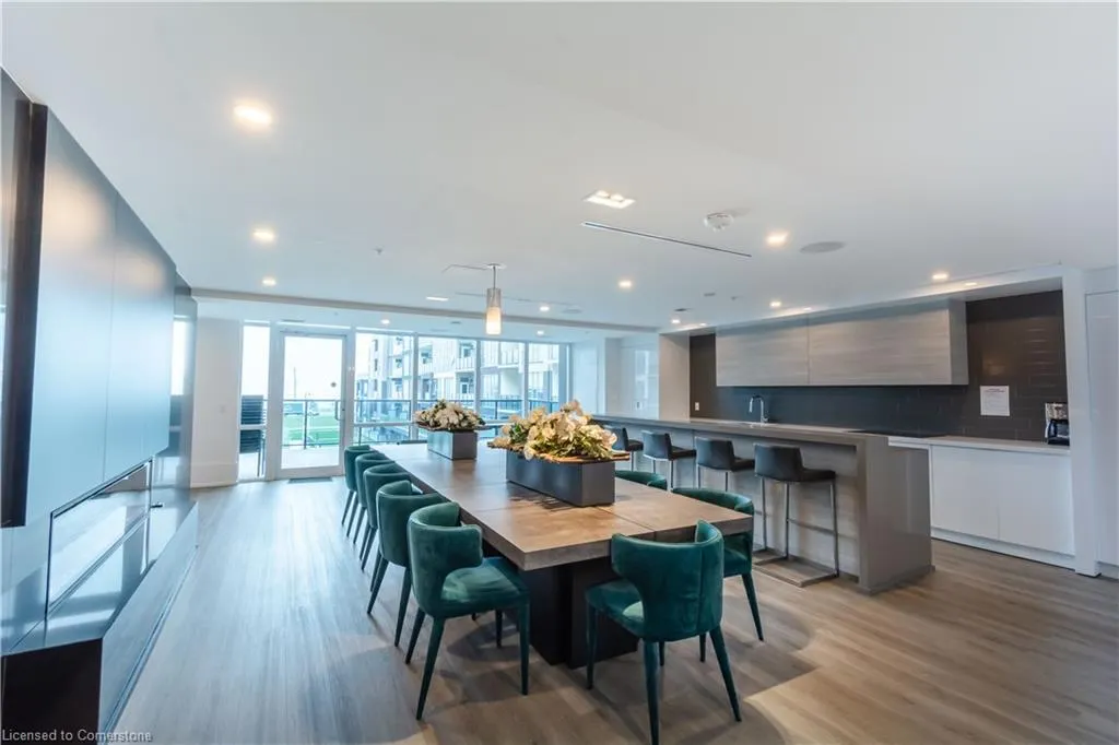 16 Concord Place, #609