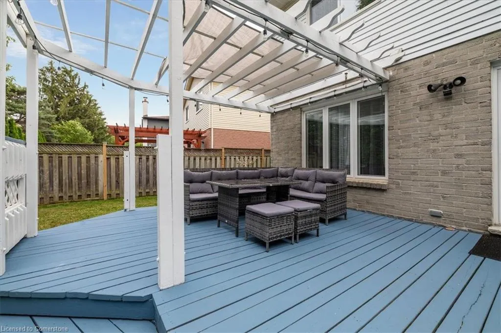 22 Merritt Crescent