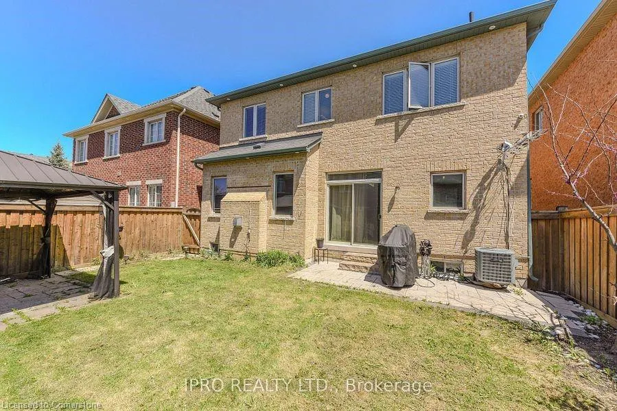 304 Dalgleish Garden