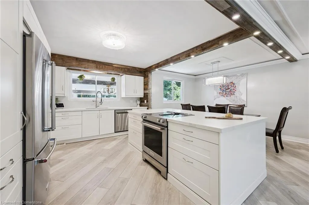 1059 Marley Crescent
