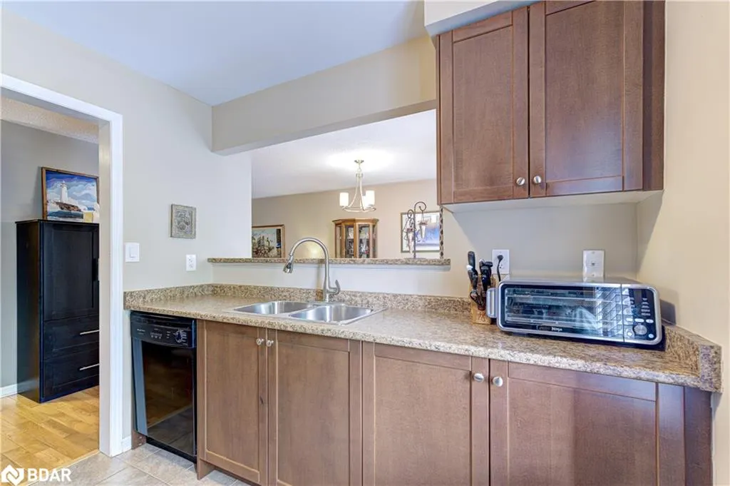 253 Wetenhall Landing