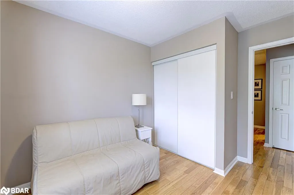 253 Wetenhall Landing