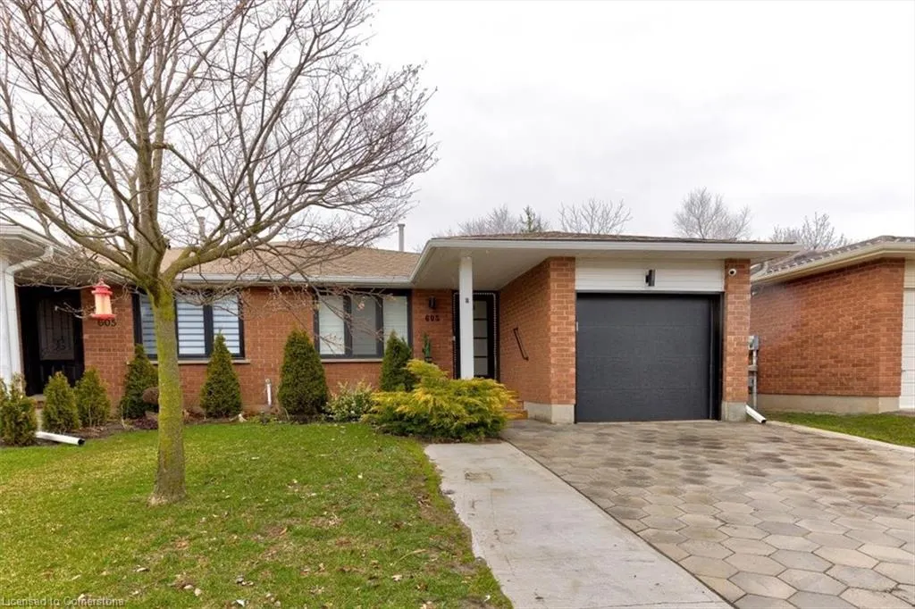 605 Pinerow Crescent, #B