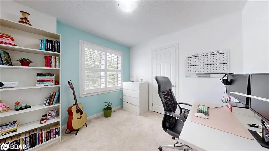 721 Shortreed Crescent
