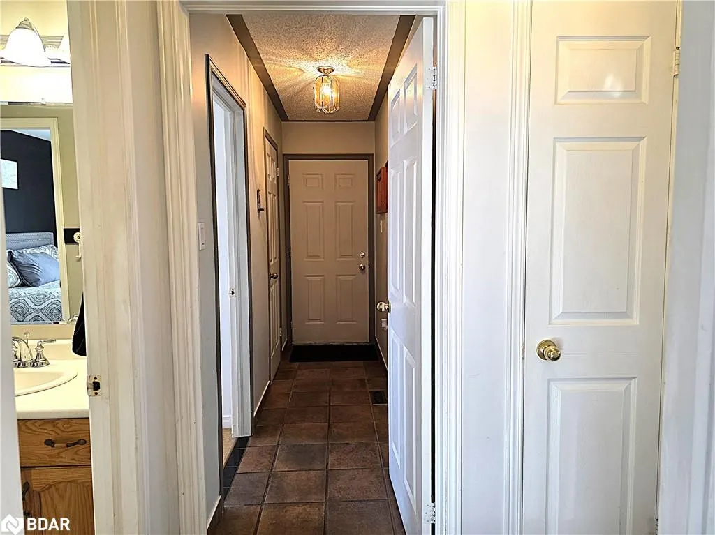 32 Carter Crescent