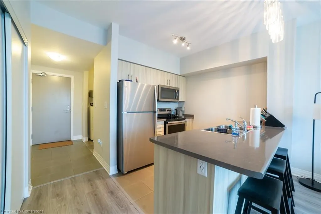 10 Concord Place, #201