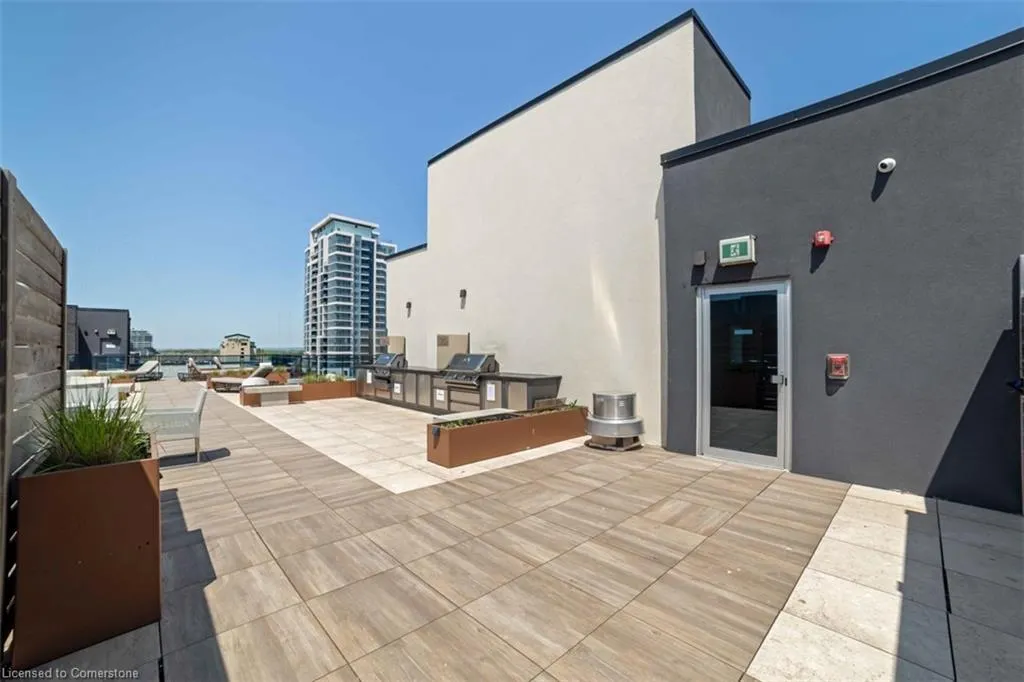 10 Concord Place, #201