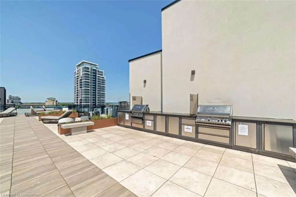 10 Concord Place, #201