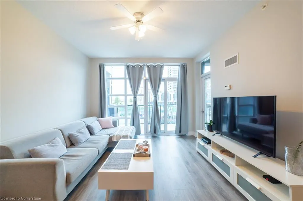 10 Concord Place, #201