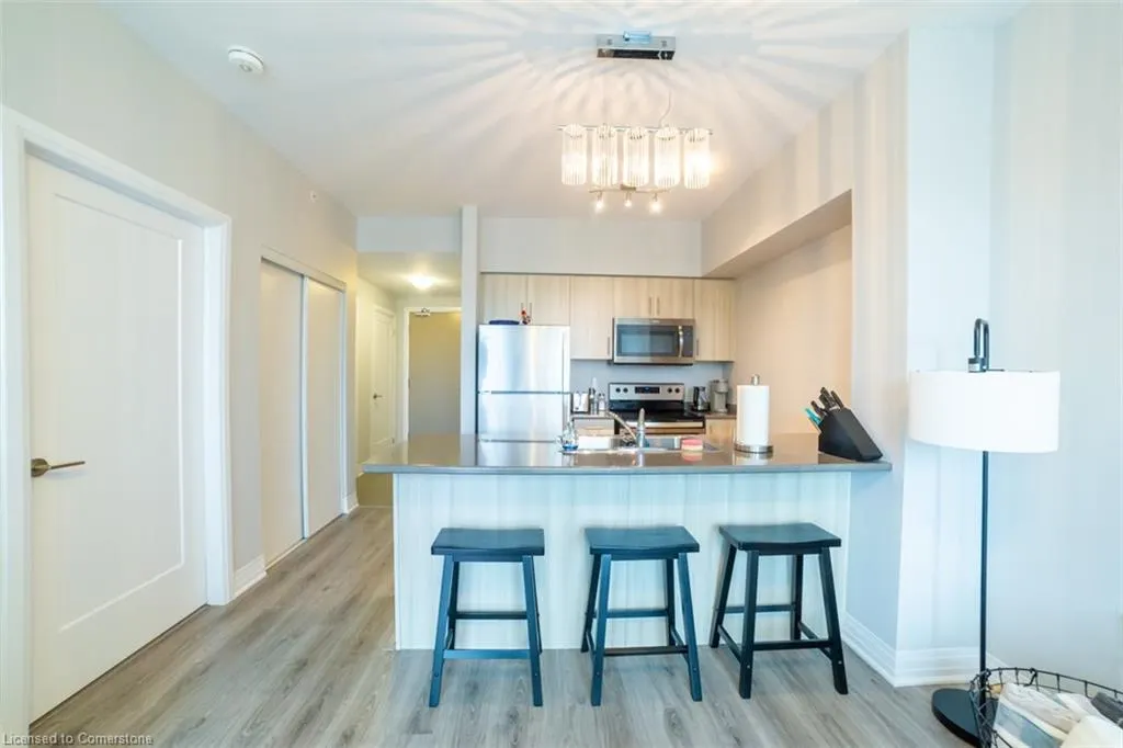 10 Concord Place, #201