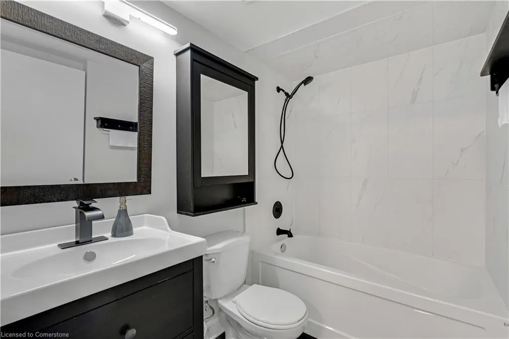 2301 Derry Road W, #1004