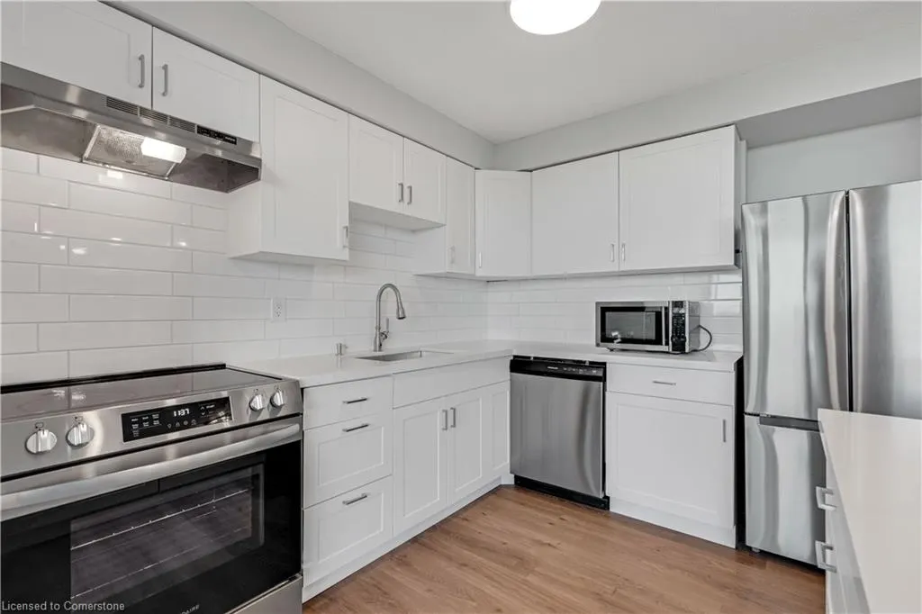 2301 Derry Road W, #1004