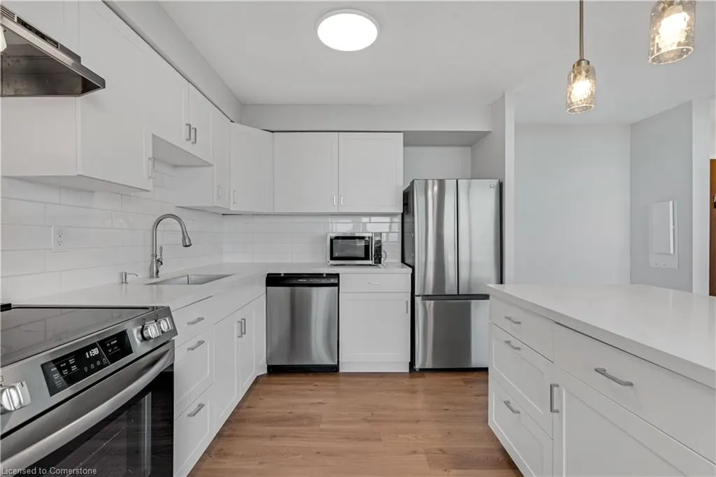 2301 Derry Road W, #1004