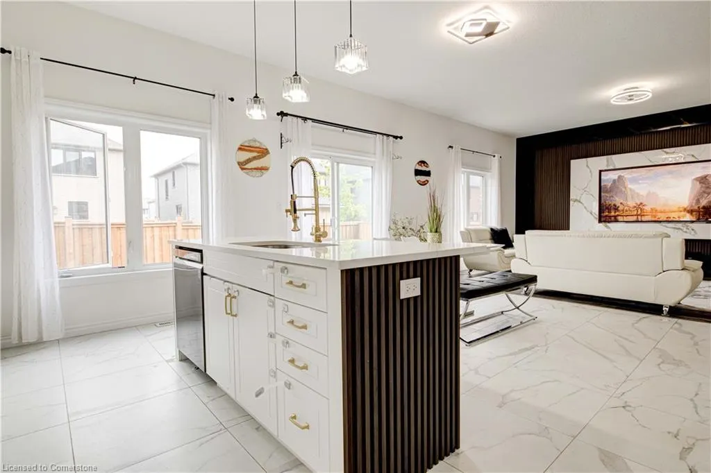 28 Sass Crescent