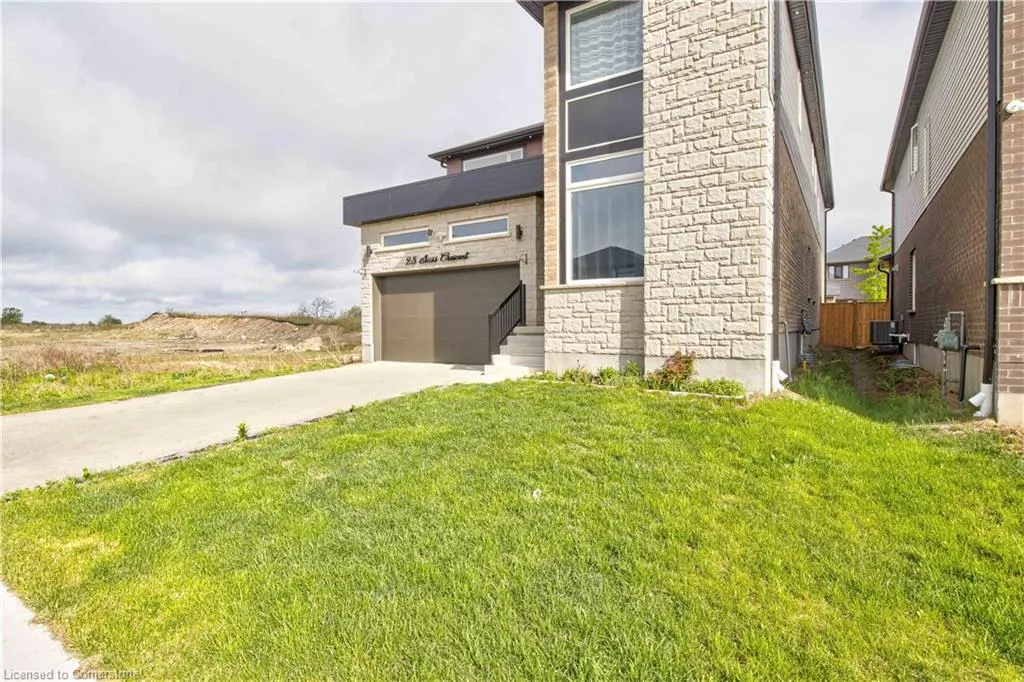 28 Sass Crescent