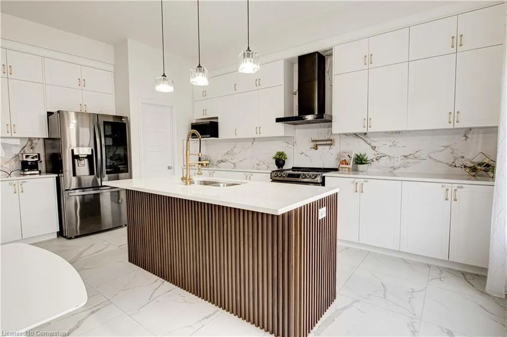28 Sass Crescent