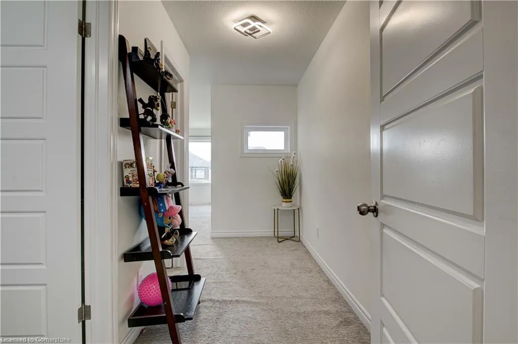 28 Sass Crescent