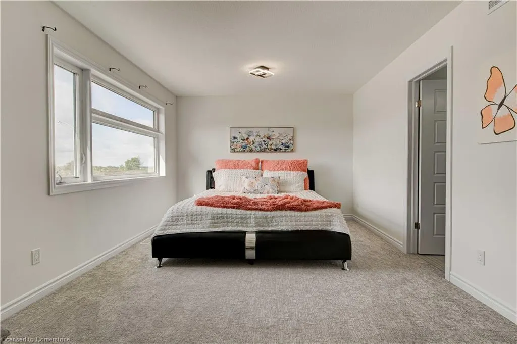 28 Sass Crescent
