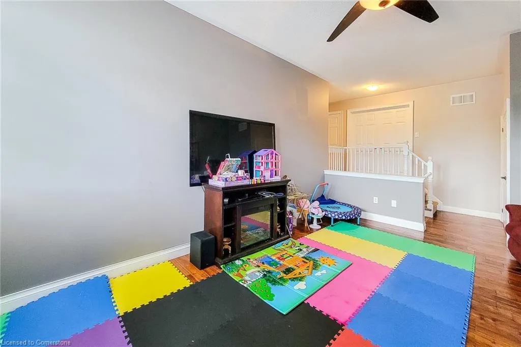 128 Montreal Circle