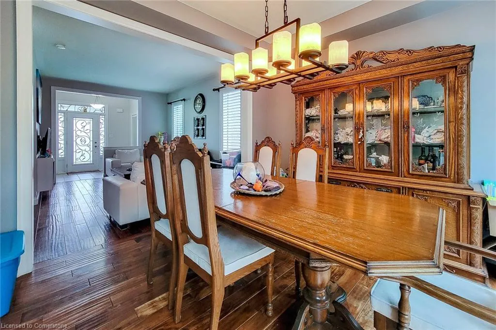 128 Montreal Circle