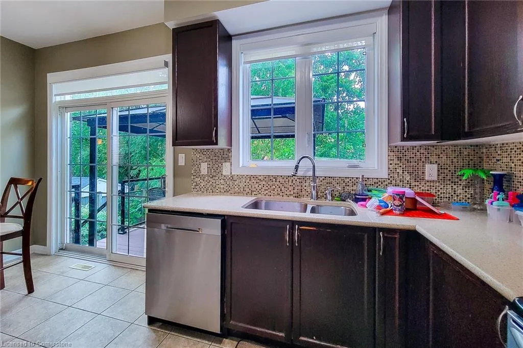 128 Montreal Circle
