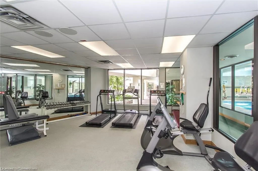 6 Willow Street, #2203
