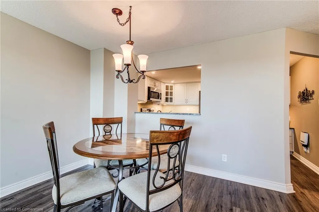 6 Willow Street, #2203