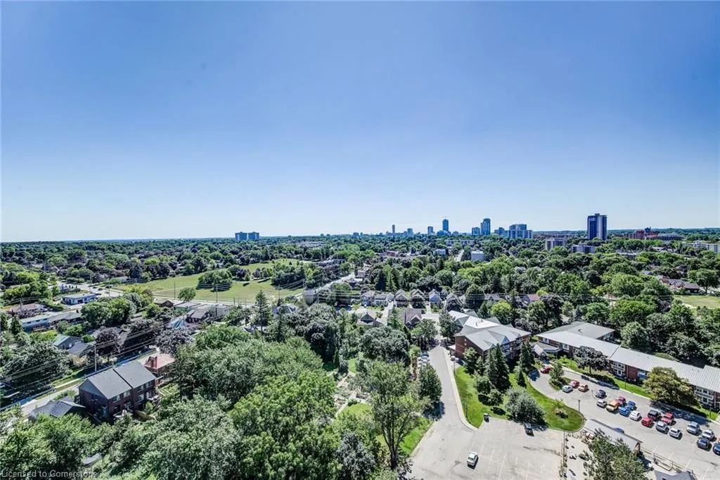 6 Willow Street, #2203