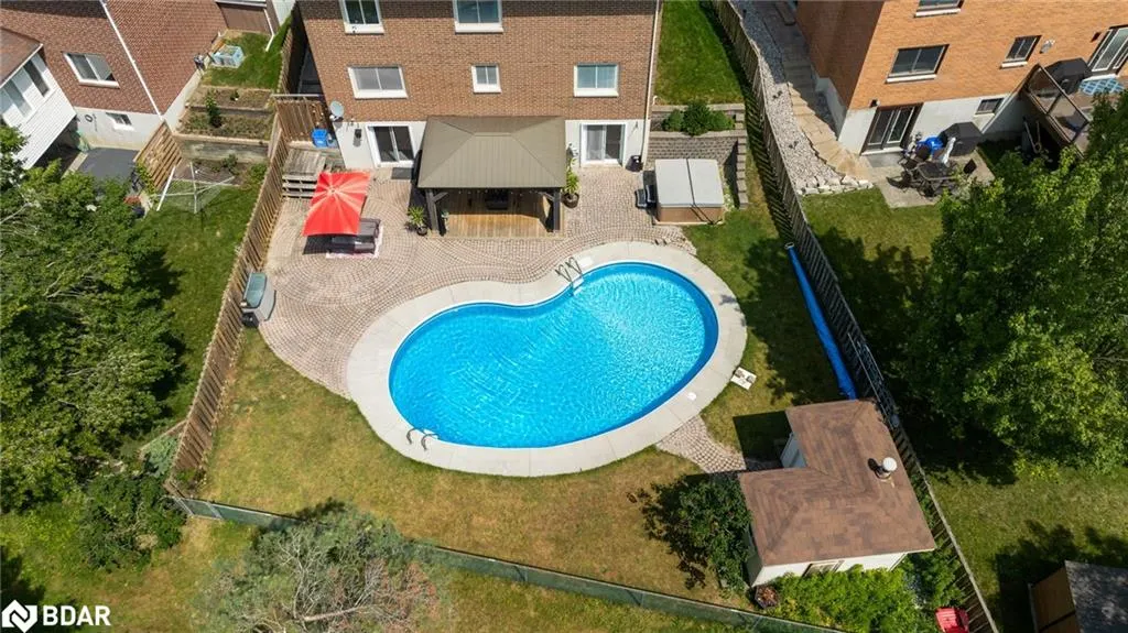 70 Lillian Crescent