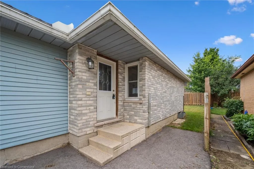 289 Strathallan Street
