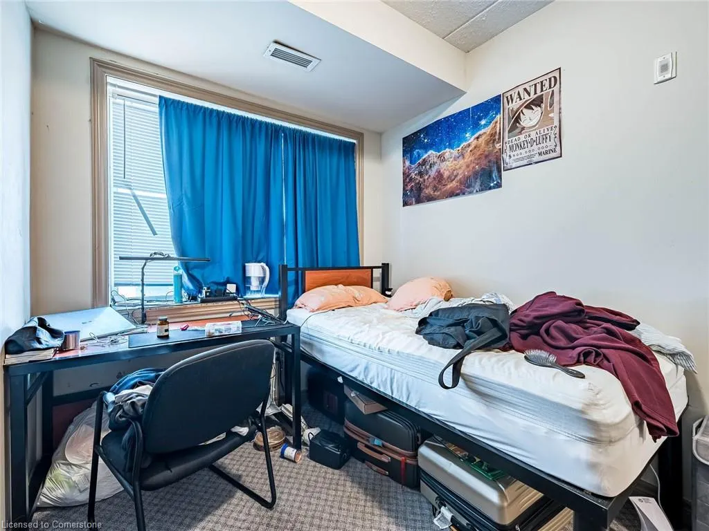 251 Lester Street, #206