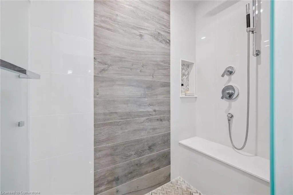 2060 Lakeshore Road, #508