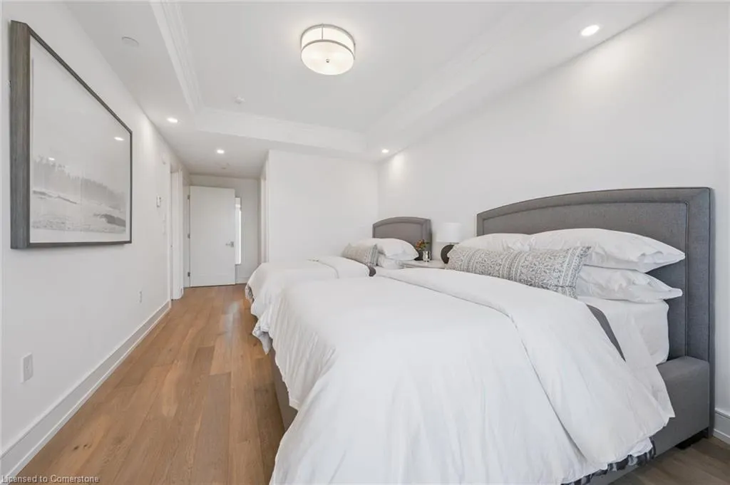 2060 Lakeshore Road, #508