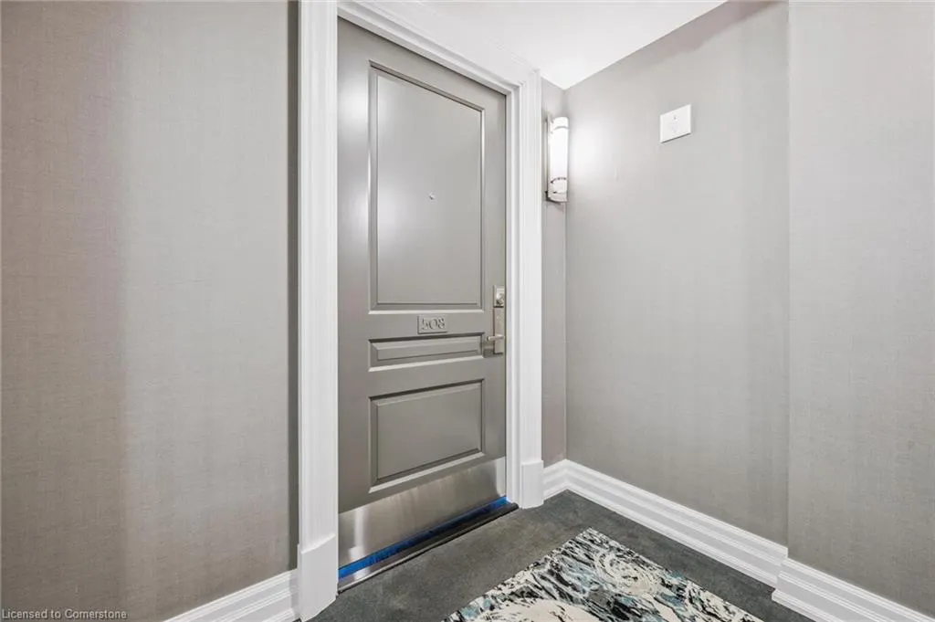 2060 Lakeshore Road, #508