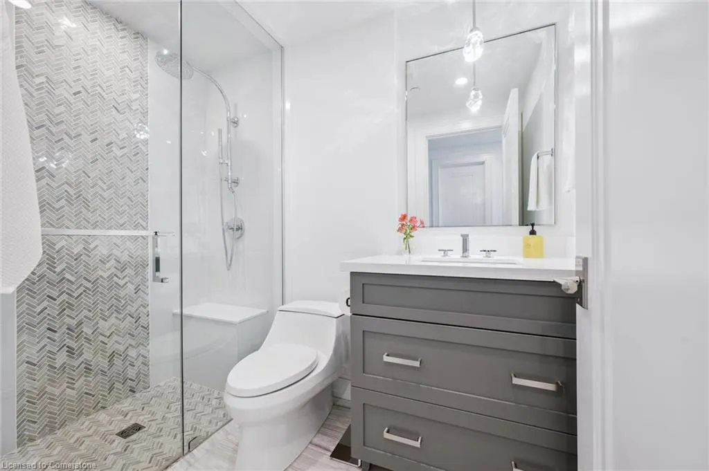 2060 Lakeshore Road, #508