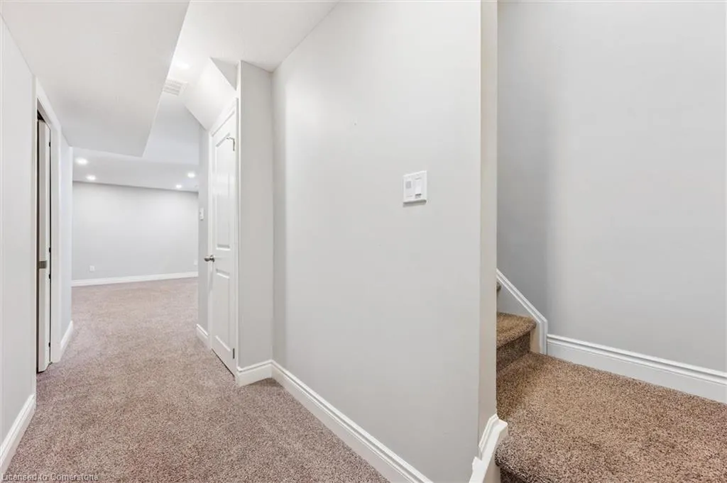 158 Kemp Crescent