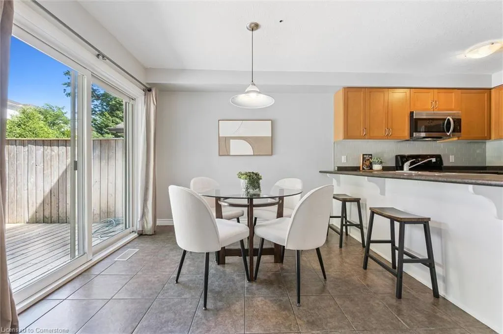 158 Kemp Crescent