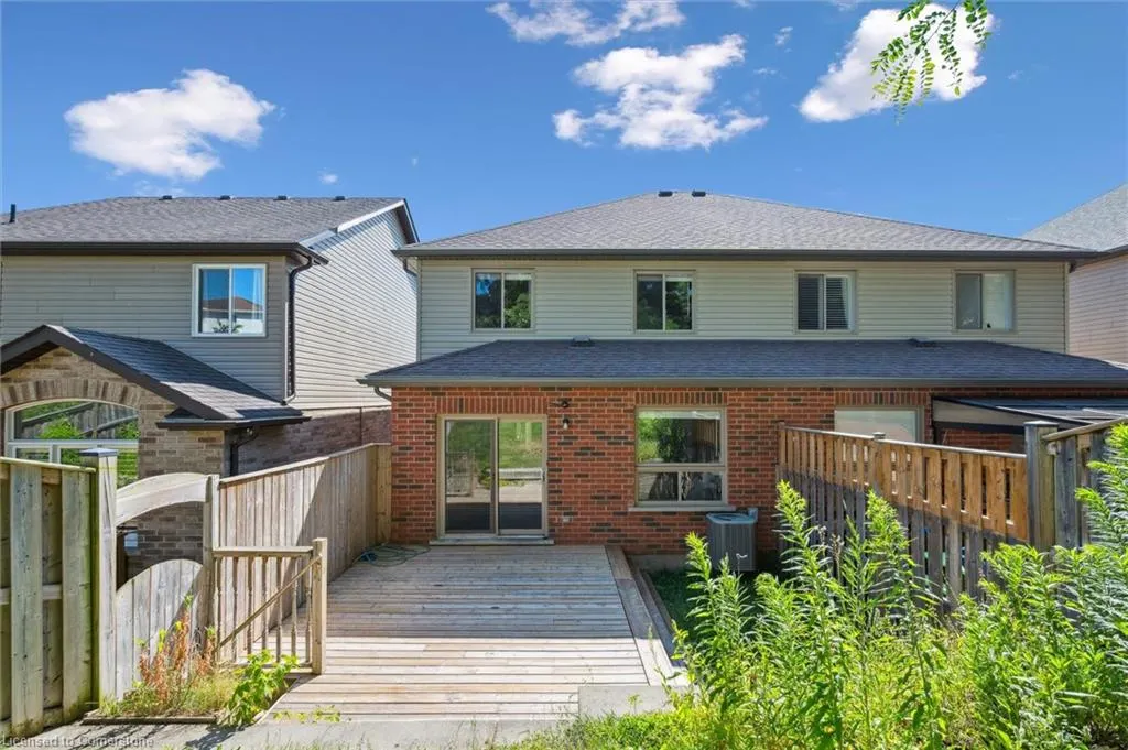 158 Kemp Crescent