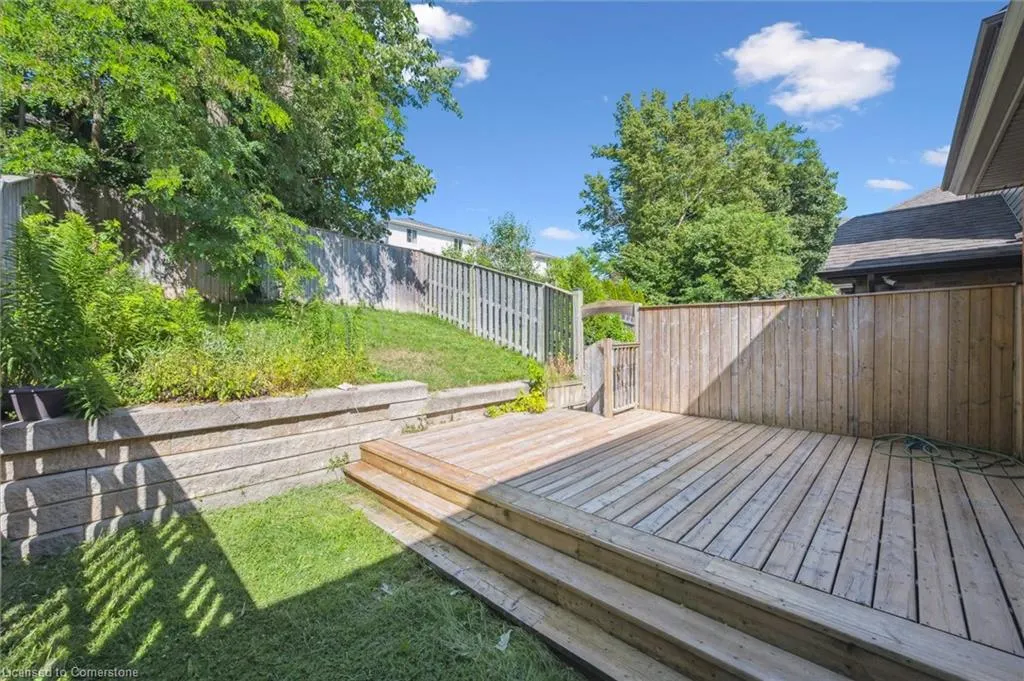 158 Kemp Crescent