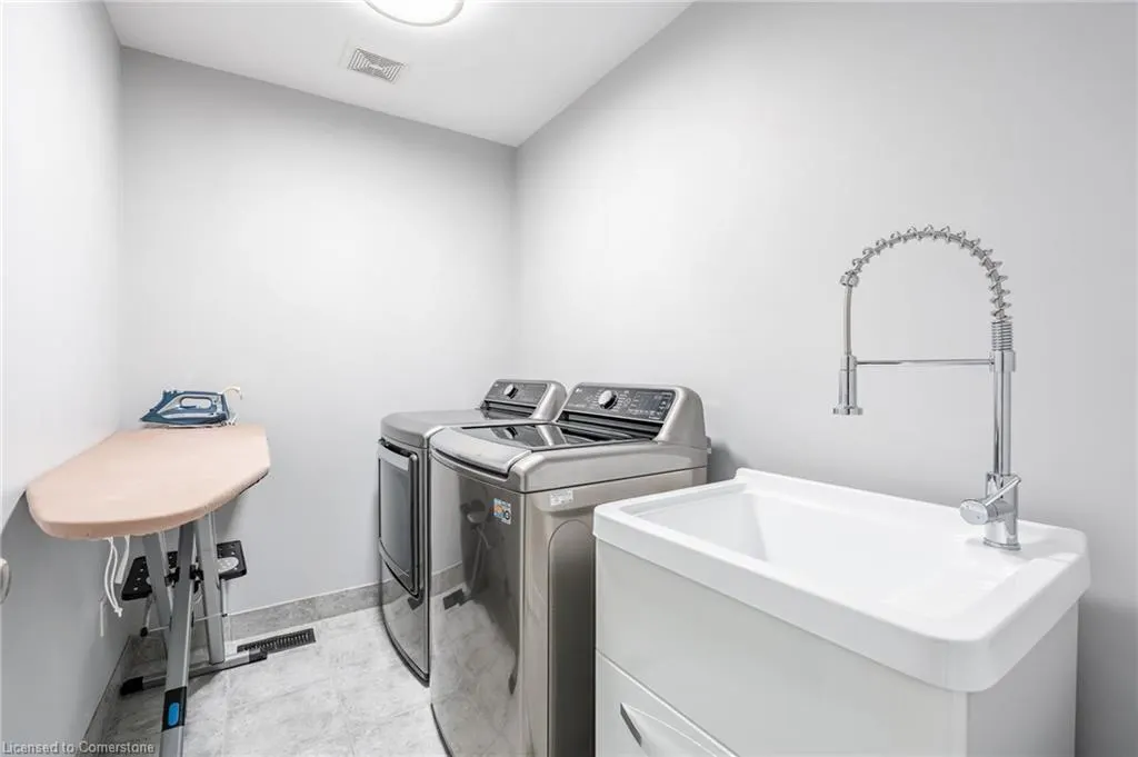 5056 New Street, #15