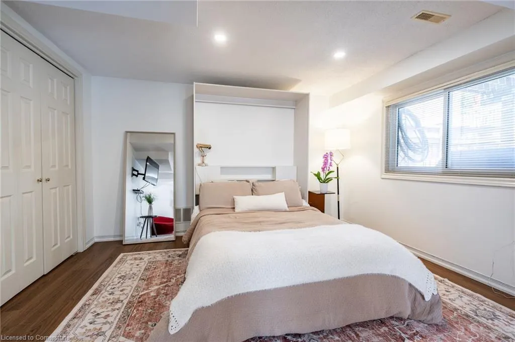 2155 Duncaster Drive, #7