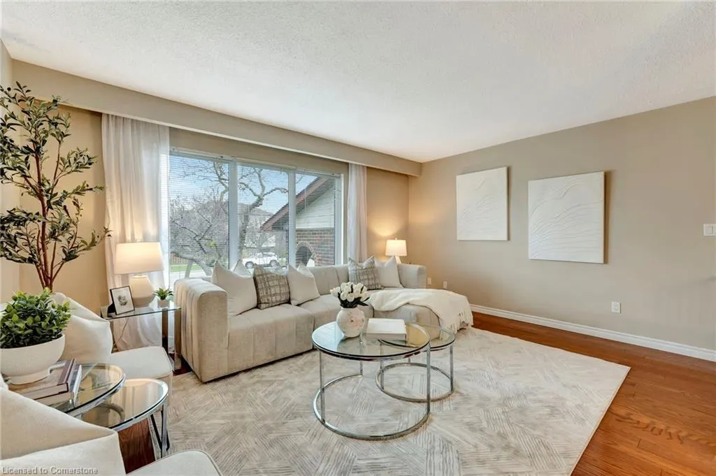 780 Woodward Avenue