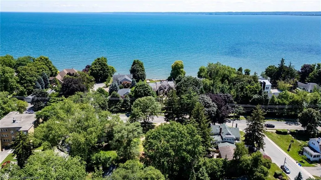 2379 Lakeshore Road
